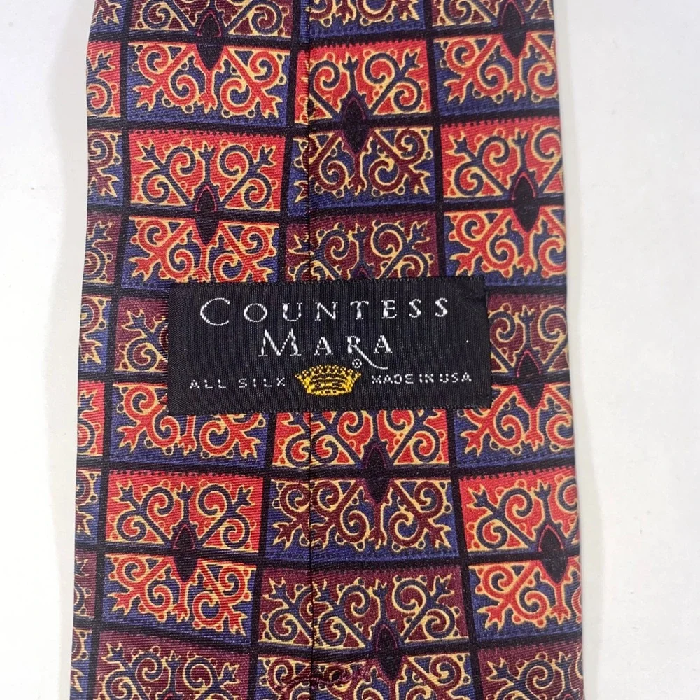 Countess Mara Mens Red Navy Blue Silk Geometric Scroll Pattern‎ Necktie USA Made